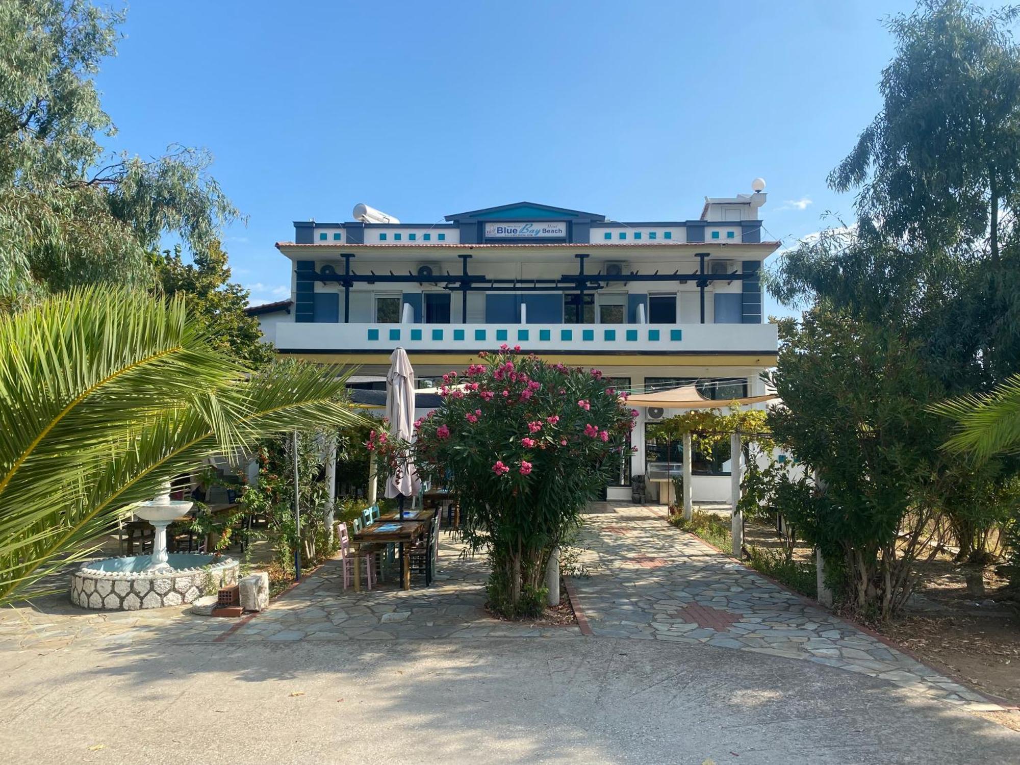 Blue Bay Beach Hotel Коініра Екстер'єр фото